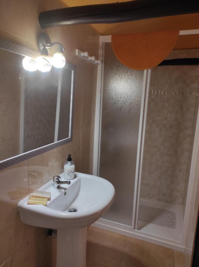 La Casita, Apartamento Completo Los Navalucillos Exterior foto
